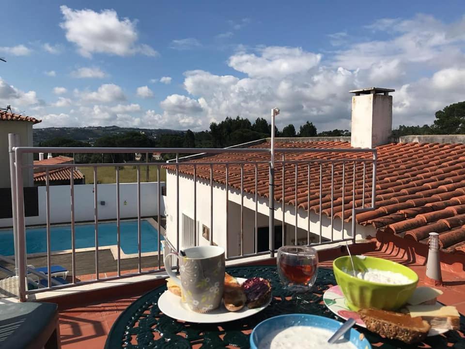 オビドス Casa Coloridos Bed & Breakfast エクステリア 写真